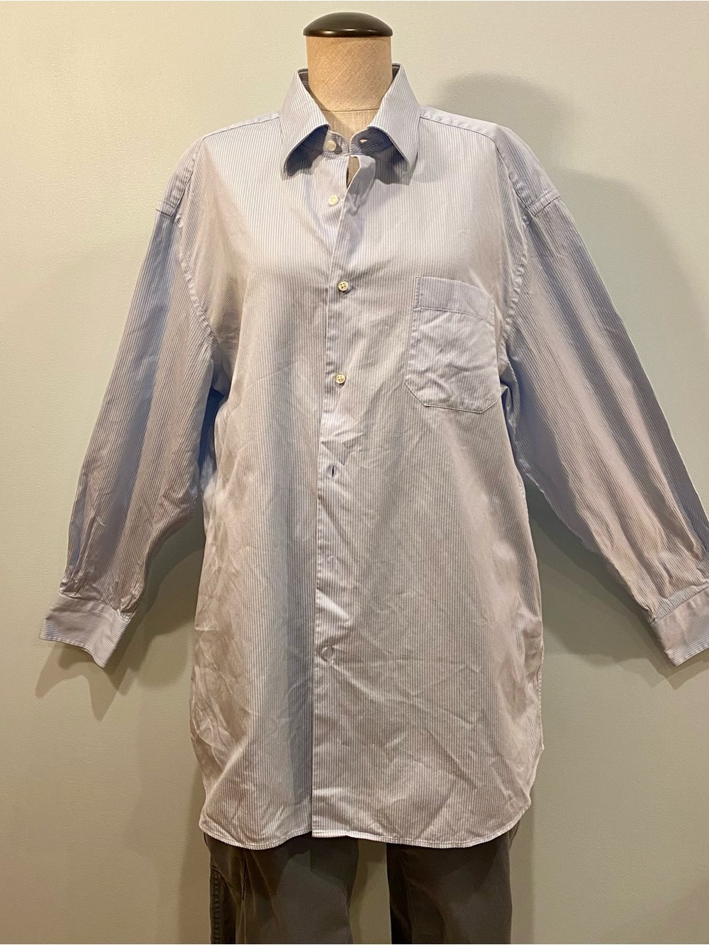 Boss Light Blue Pinstripe Men's Dress Shirt. Size 18